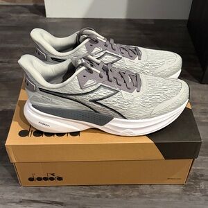 Diadora Nucleo 2